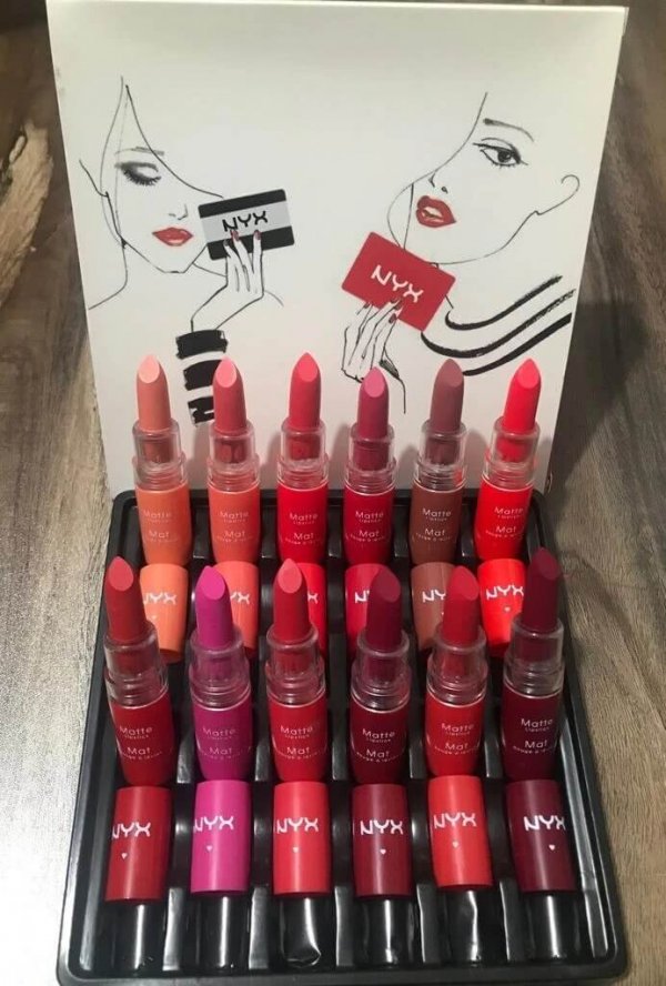 pack of 12 nyx matte lipstick in pakistan sanwarna.pk
