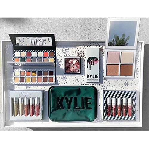 Buy Kylie Cosmetics Don't Open Until Christmas Complete in pakistan sanwarna.pk