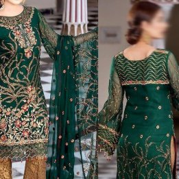 Embroidered Chiffon Suit with Jamawar Trouser in pakistan sanwarna.pk