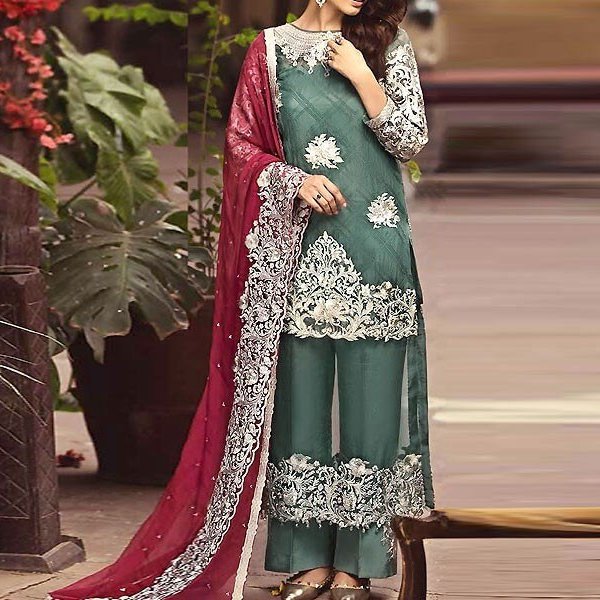 Chiffon Dresses 2020 Buy Pakistani Chiffon Collection Suits in pakistan sanwarna.pk