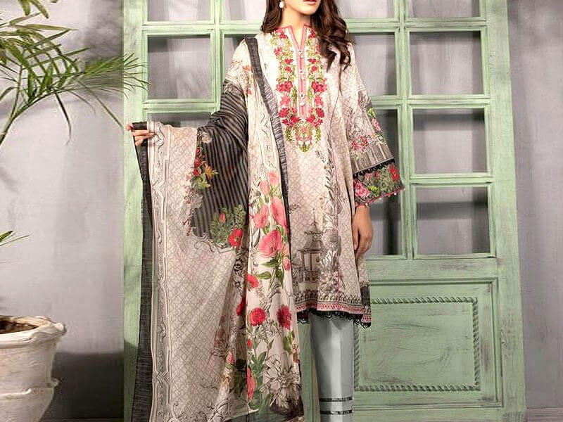 Heavy Neck Embroidered Lawn Dress 2020 with Lawn Dupatta in pakistan sanwarna.pk