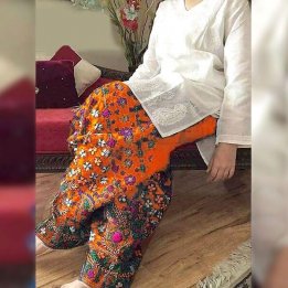 2-Pcs Embroidered Cotton Lawn Dress with Orange Phulkari Embroidered Trouser in pakistan sanwarna.pk