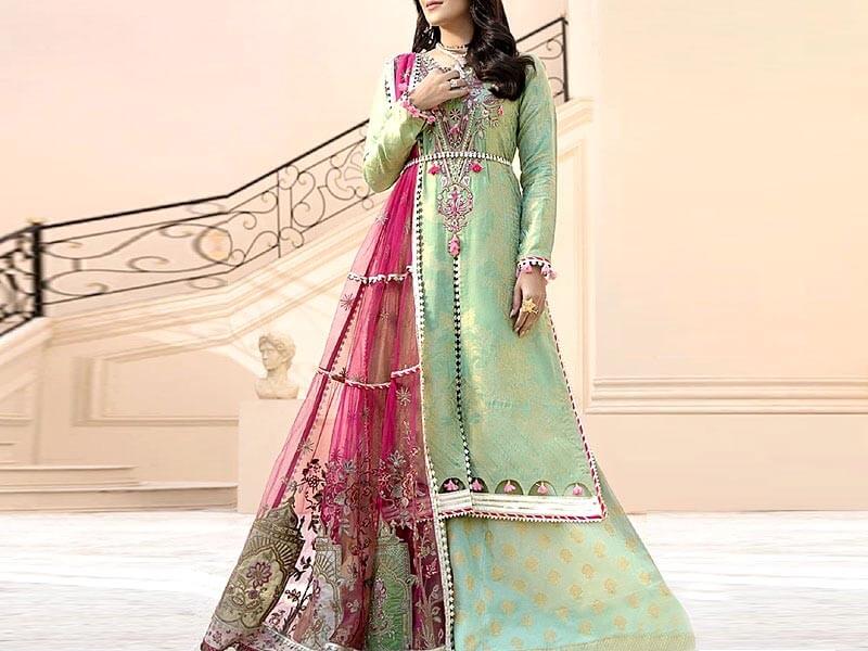 Lawn Dresses 2020 Buy Lawn Suits Collection Designs Price in pakistan sanwarna.pk