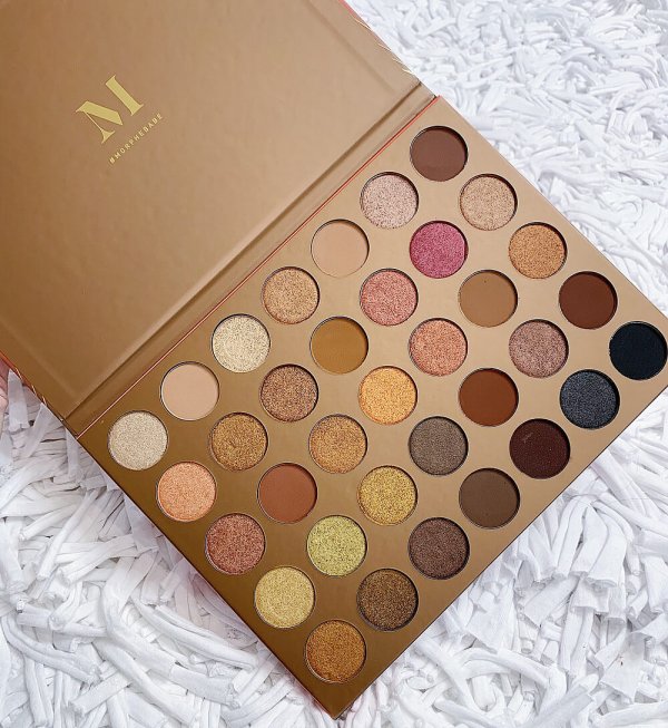 all colours eyeshadow palette