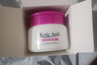 GUANJING KOJIC ACID Collagen Whitening Cream in Pakistan photo review