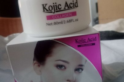 GUANJING KOJIC ACID Collagen Whitening Cream in Pakistan photo review
